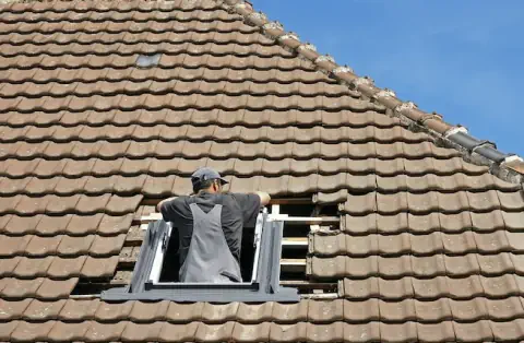 Pose de velux - Conquereuil